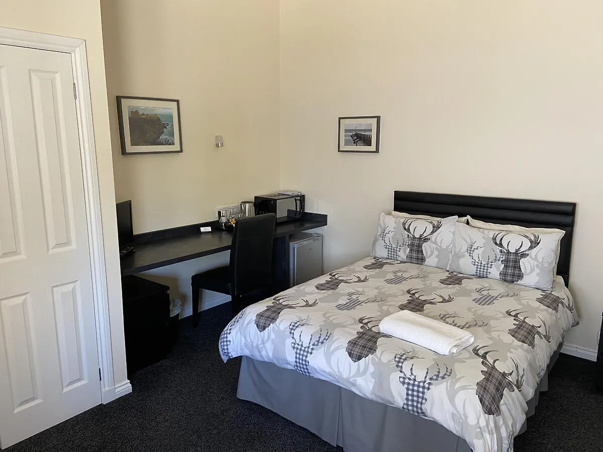 Ivy Cottage-Serviced Accommodation Dyce Guest house